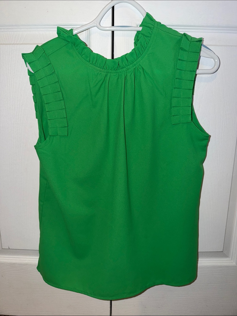 LA MIEL Bright Green Ruffle-Trim Sleeveless Camisole
